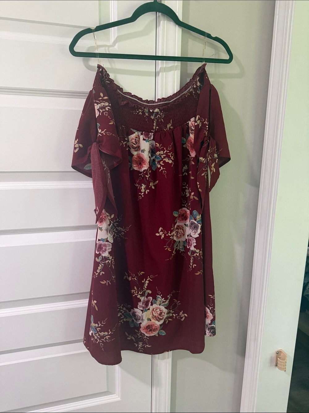mittoshop Burgundy Floral Smocked Neck Top